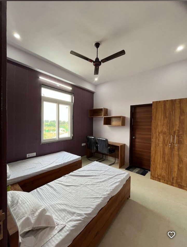  PG for sale in Jaipur having rental Income 36 Lakh slider image